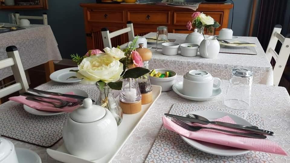 Farnham House Bed & Breakfast คาวาน ภายนอก รูปภาพ